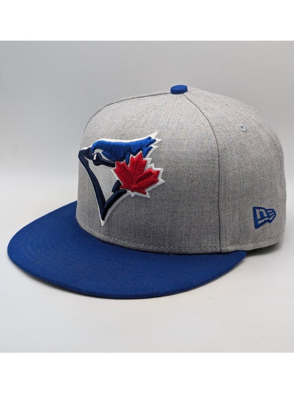 Toronto Blue Jays Hat Cap New Era 7 3/8 Fitted MLB Baseball Gray Blue Flat Bill